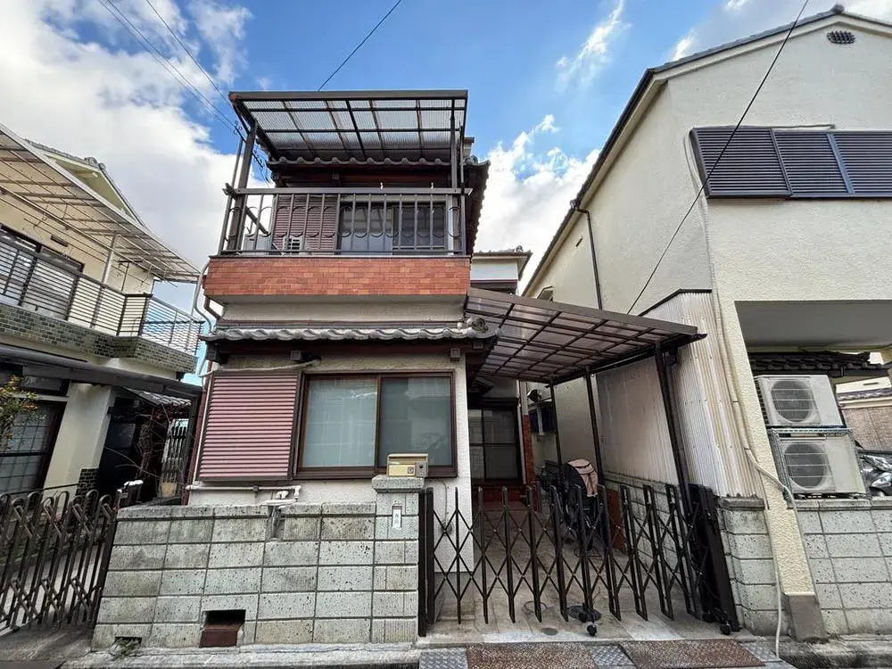 Akiya in Osaka