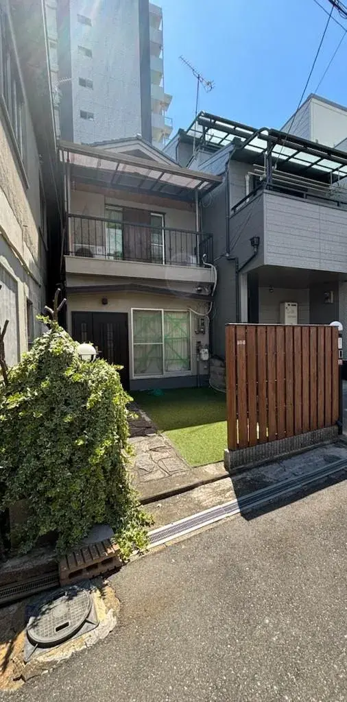 Akiya in Osaka