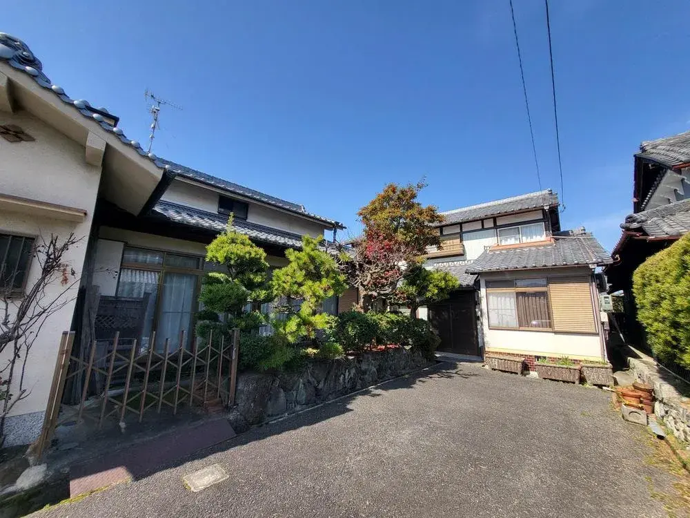 Akiya in Osaka