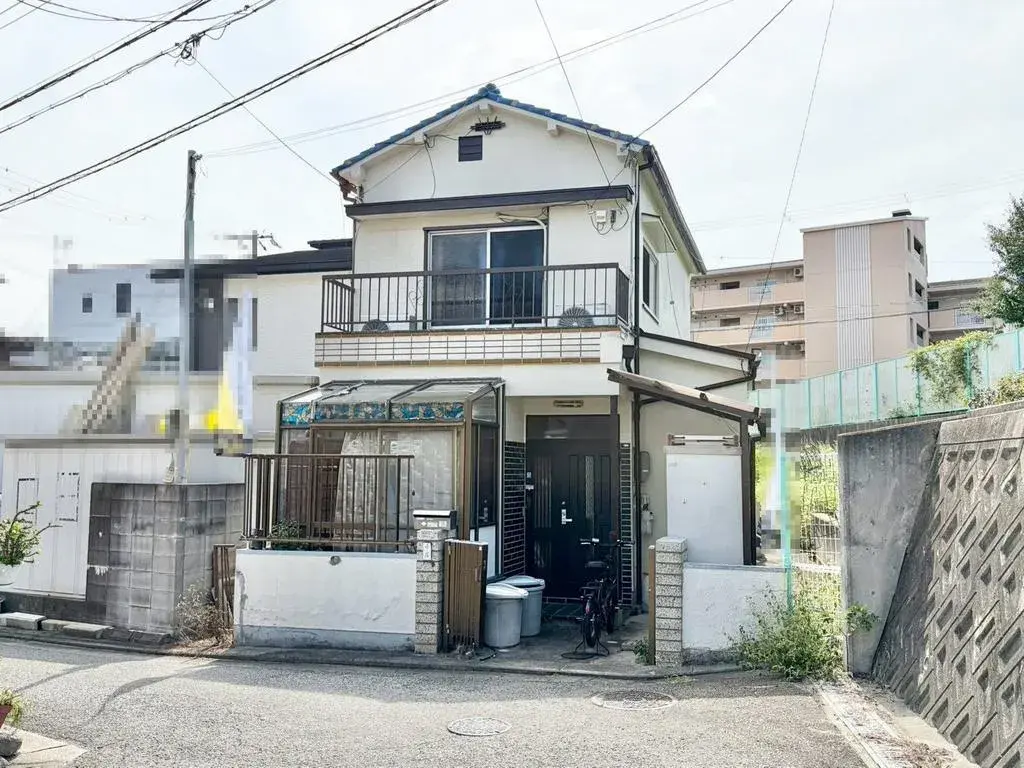Akiya in Osaka