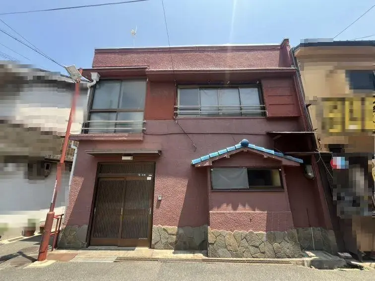 Akiya in Osaka