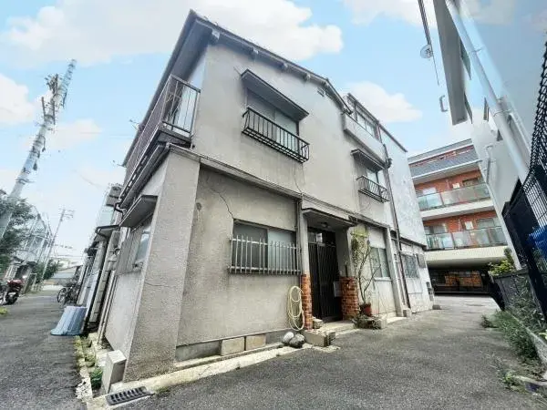 Akiya in Osaka