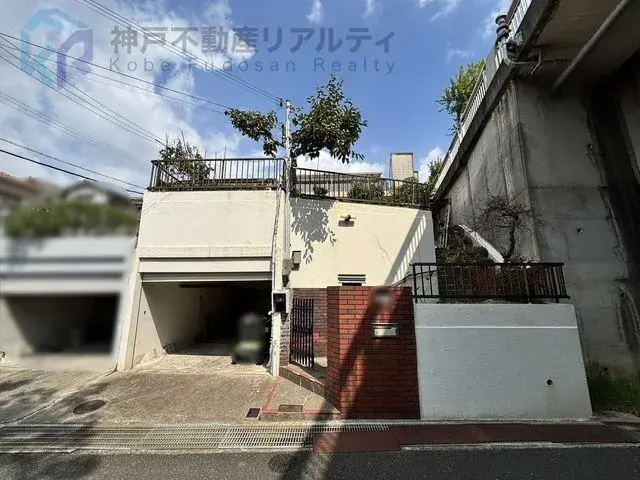 Akiya in Hyogo