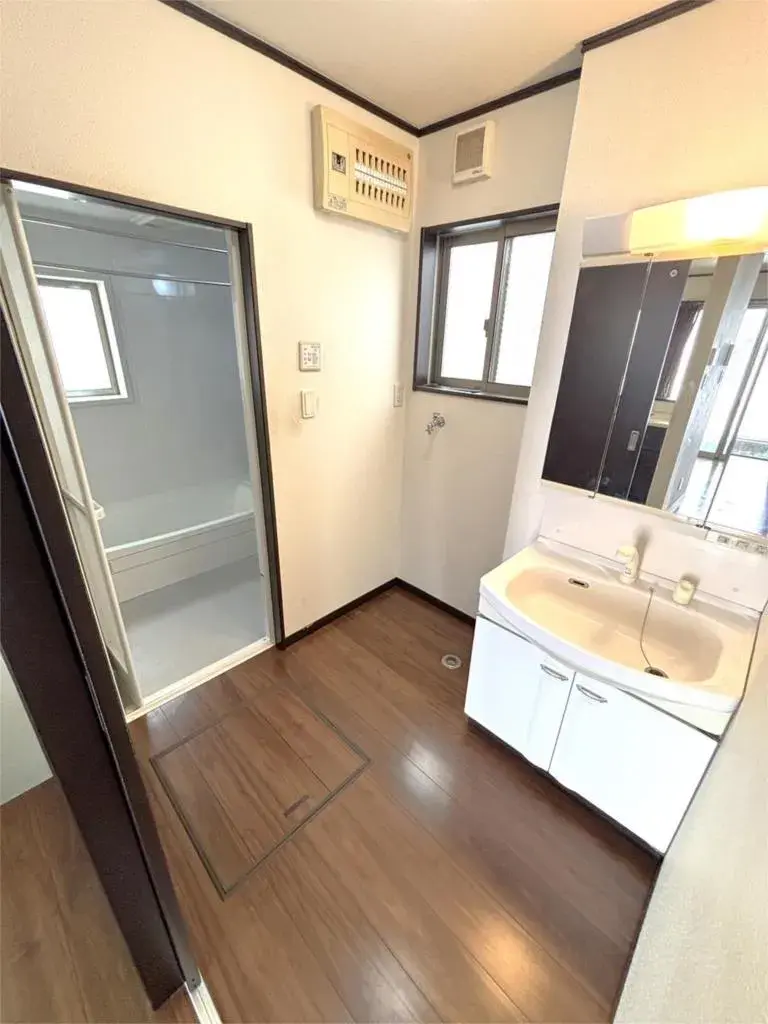 4SLDK Property Hiroshima City Hiroshima Prefecture (8)