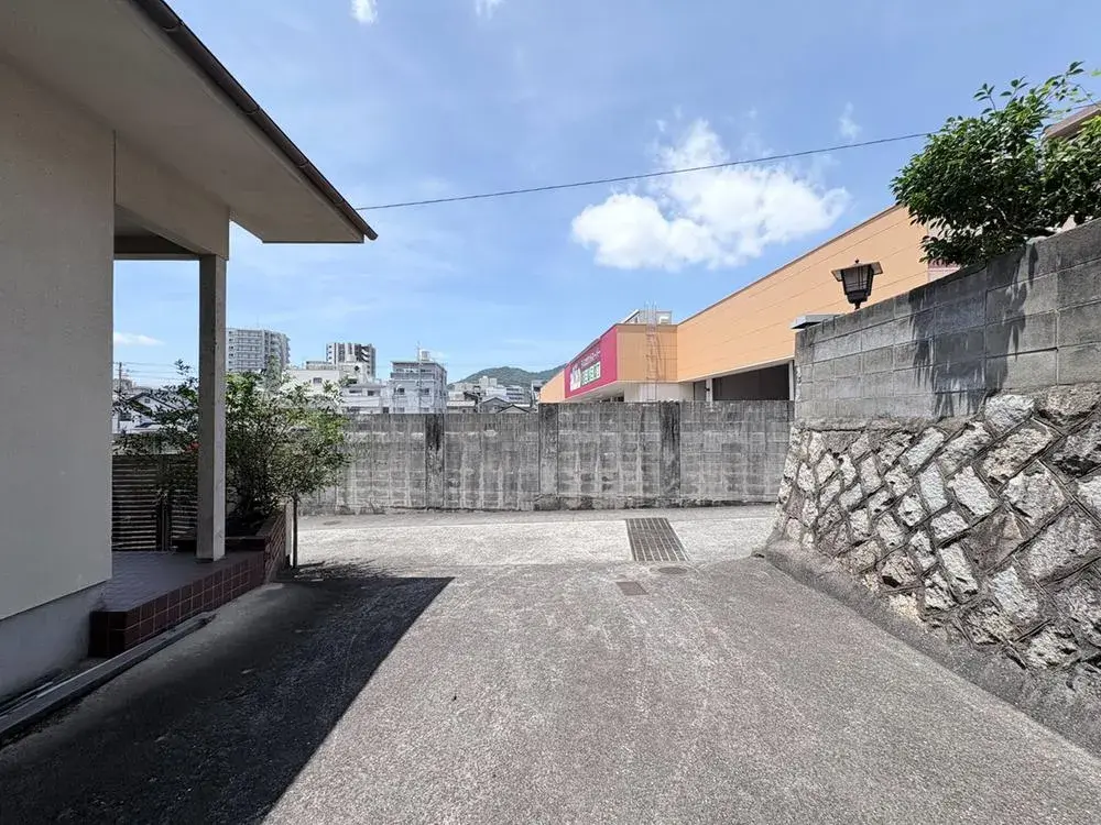 4DK Property Kure City Hiroshima Prefecture (2)
