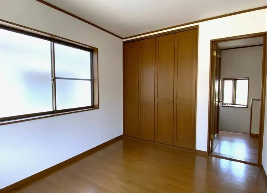 4LDK Property Tobe-cho, Iyo-gun Ehime Prefecture (2)