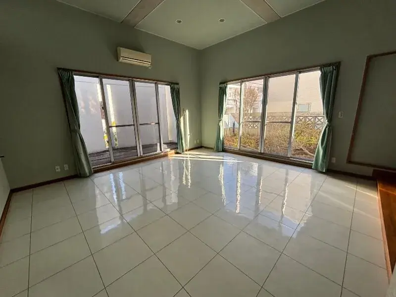 4LDK Property Okinawa City Okinawa Prefecture (5)