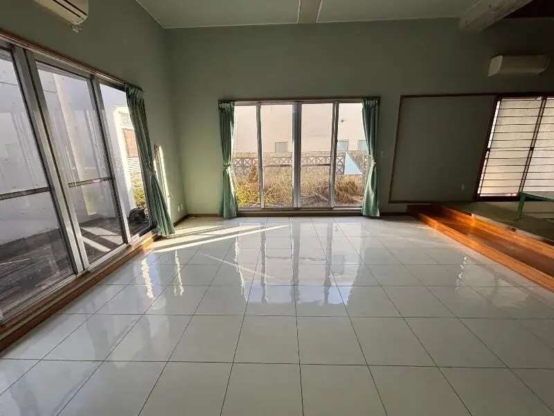 4LDK Property Okinawa City Okinawa Prefecture (6)