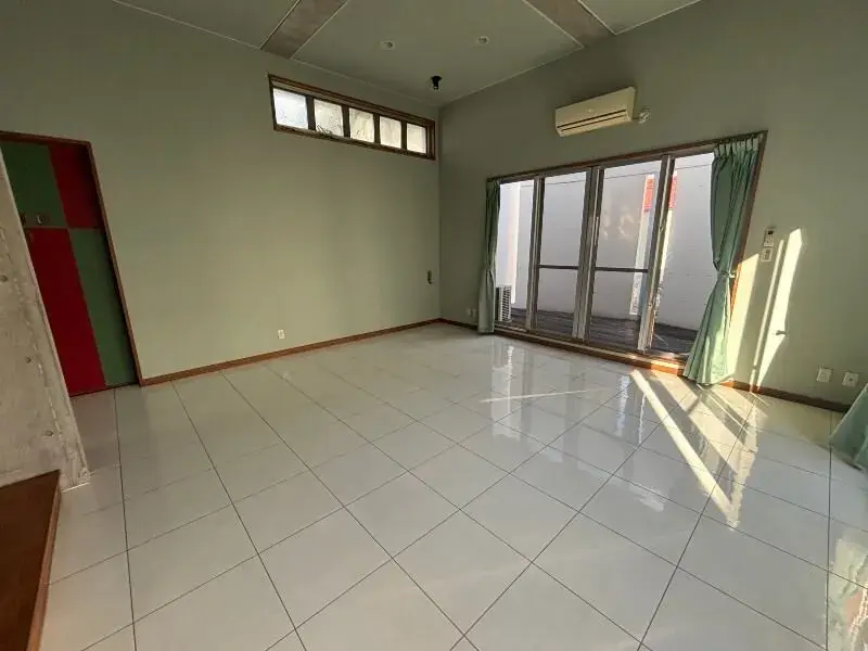 4LDK Property Okinawa City Okinawa Prefecture (10)
