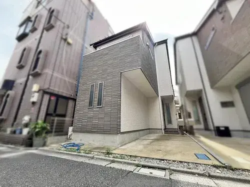 Akiya in Tokyo