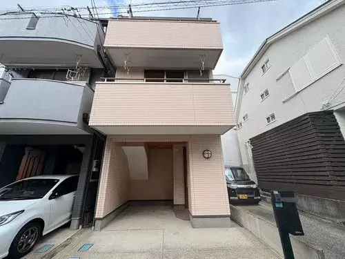Akiya in Tokyo