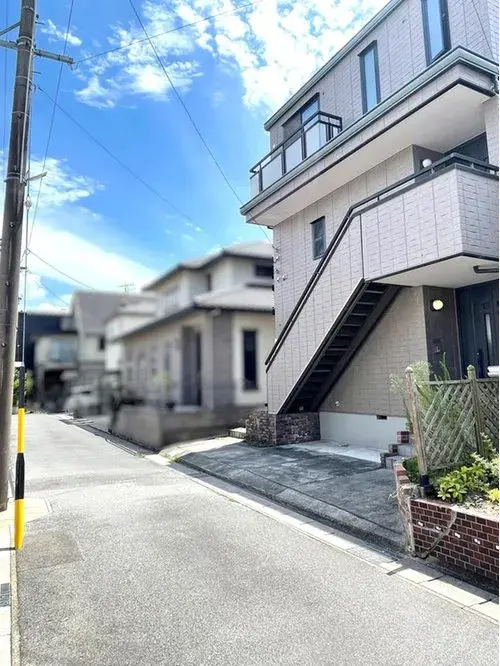 5 Bedroom Property Aisai City Aichi Prefecture (6)
