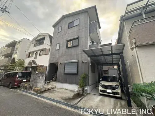 Akiya in Osaka