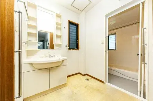 3LDK+2S Property Takatsuki City Osaka Prefecture (16)