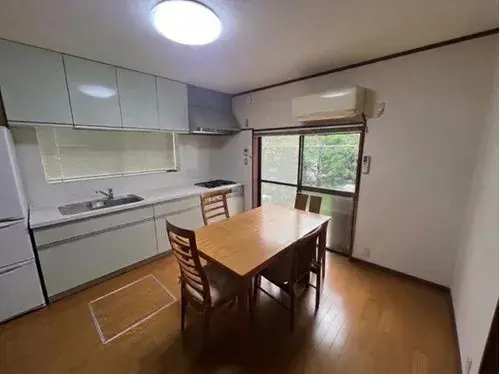 5DK Property Naka Ward, Sakai City, Osaka Prefecture (13)