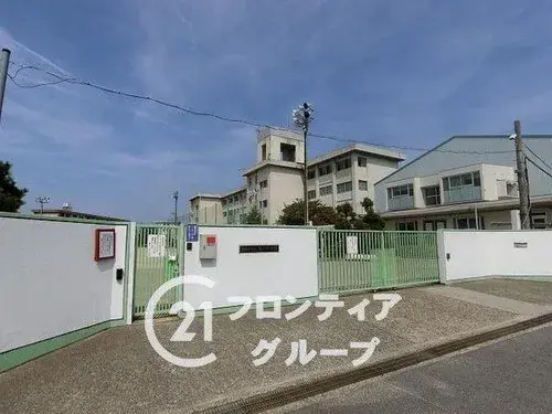 4LDK Property Neyagawa City Osaka Prefecture (3)