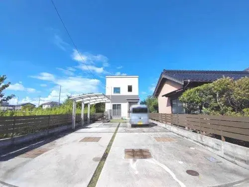 Akiya in 米子市