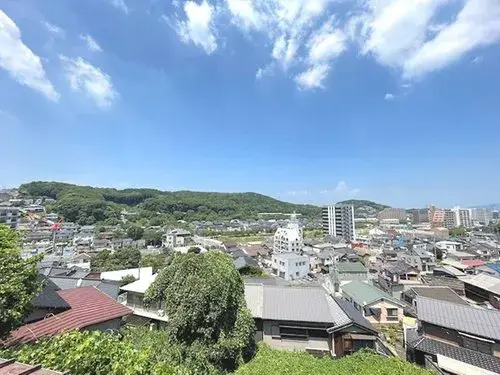Propriété 5DK
Yahatahigashi-ku, Kitakyushu-shi, Préfecture de Fukuoka (19)