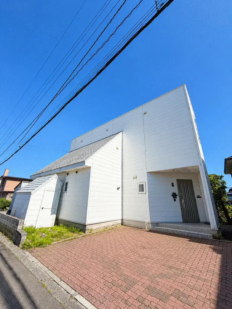 Akiya in Hokkaido