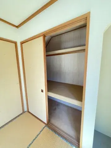 4LDK
مدينة يوكوسوكا
محافظة كاناغاوا (16)