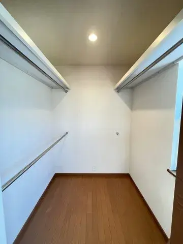 4LDK
مدينة يوكوسوكا
محافظة كاناغاوا (21)