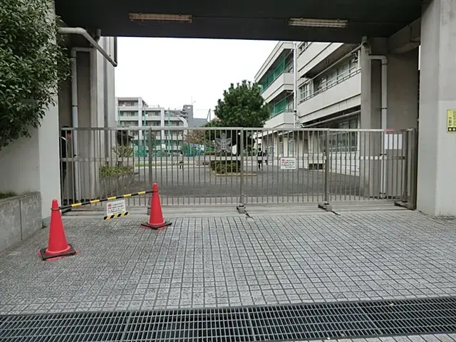 2LDK Property Nishi Ward, Yokohama City, Kanagawa Prefecture (13)