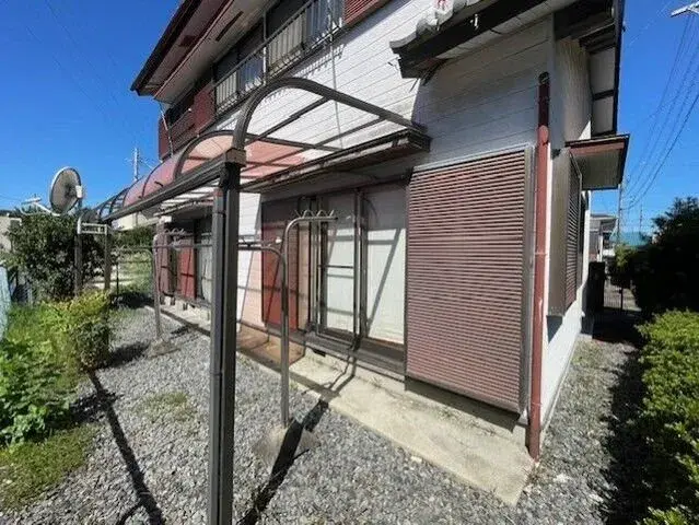 Akiya in Fideos