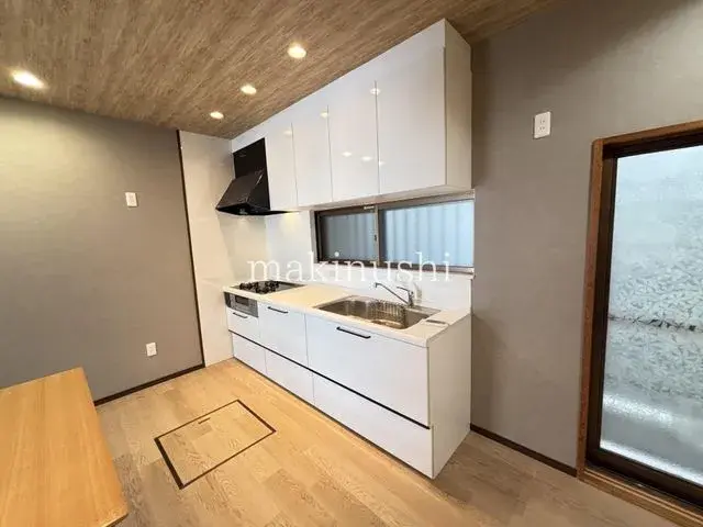 3LDK Matsubara City Osaka Prefecture (15)