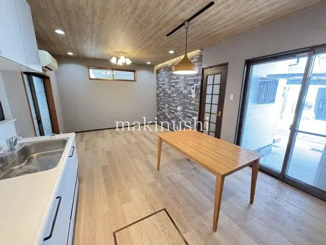 3LDK Matsubara City Osaka Prefecture (5)