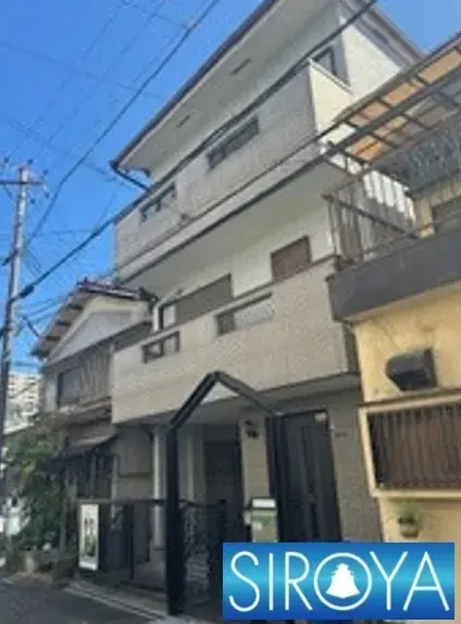 Akiya in Osaka