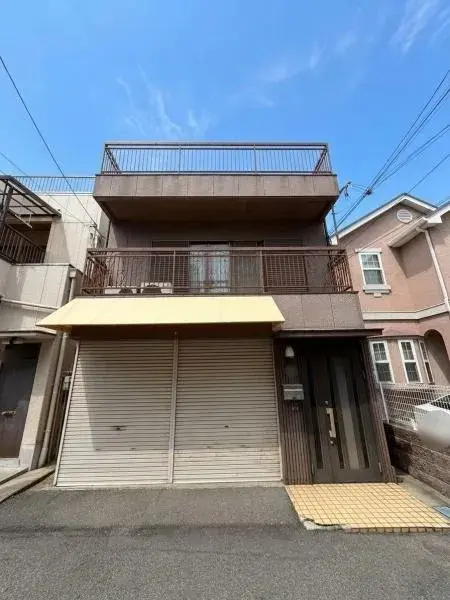 Akiya in Osaka