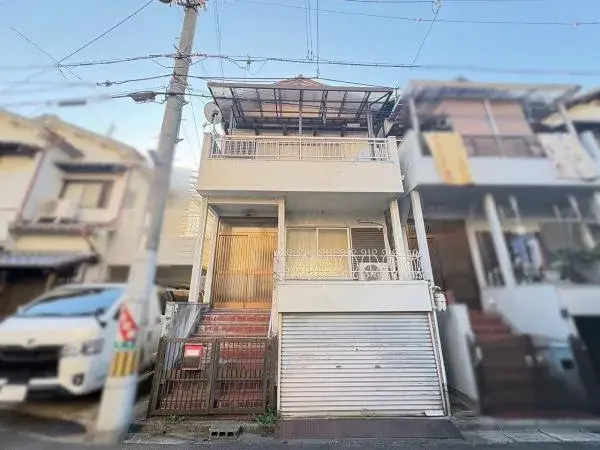 Akiya in Osaka