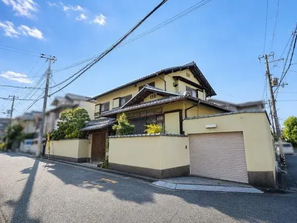 Akiya in Osaka
