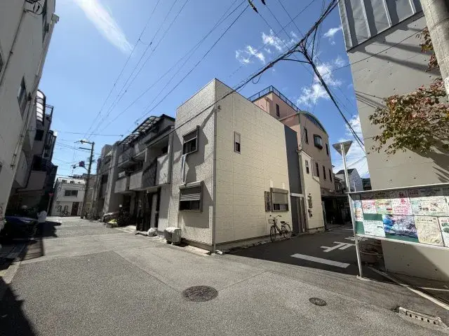 Akiya in Osaka