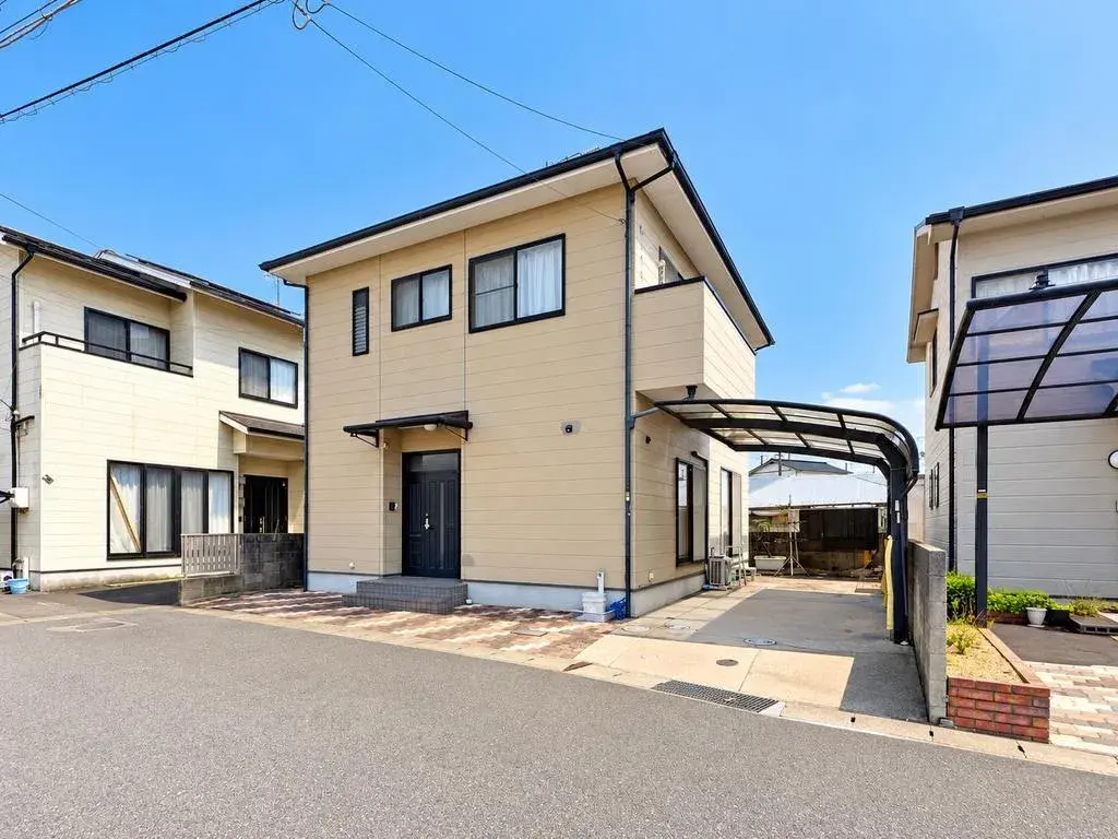 [4SLDK Property] Fukuyama City Hiroshima Prefecture (2)