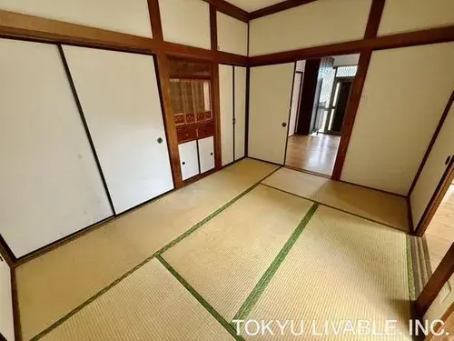 6-Bedroom Two-Family House Matsudo City Chiba Prefecture (12)