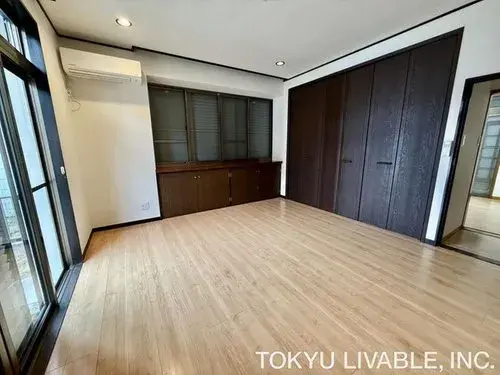 6-Bedroom Two-Family House Matsudo City Chiba Prefecture (13)