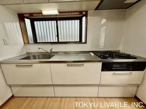 6-Bedroom Two-Family House Matsudo City Chiba Prefecture (17)
