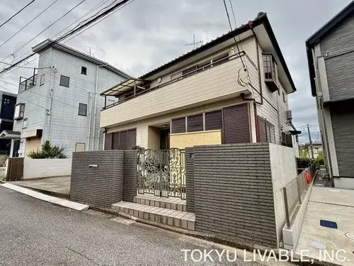 6-Bedroom Two-Family House Matsudo City Chiba Prefecture (3)