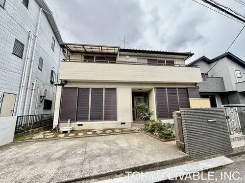 6-Bedroom Two-Family House Matsudo City Chiba Prefecture (4)