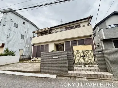 6-Bedroom Two-Family House Matsudo City Chiba Prefecture (5)