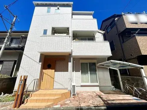 Akiya in Tokyo