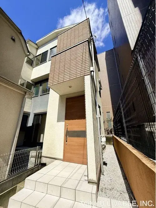 Akiya in Tokyo