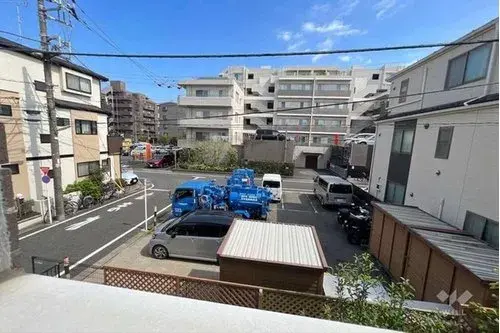 Akiya in طوكيو