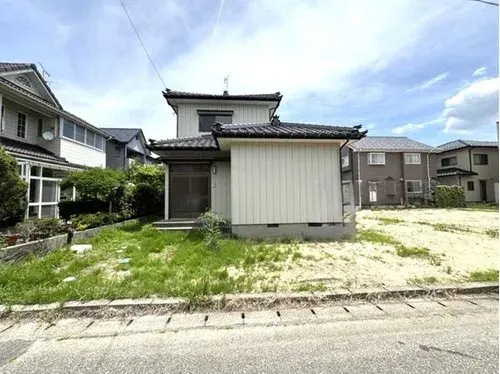 Akiya in Niigata