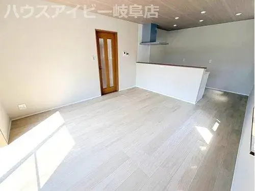 6LDK Property Hashima City Gifu Prefecture (6)
