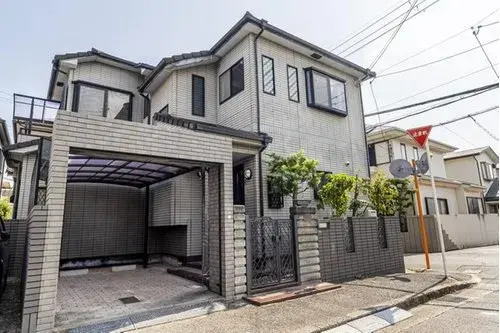 Akiya in Osaka