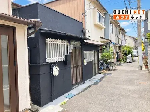 Akiya in Osaka