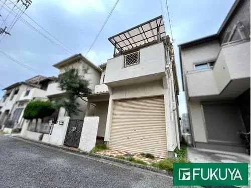 Akiya in Osaka