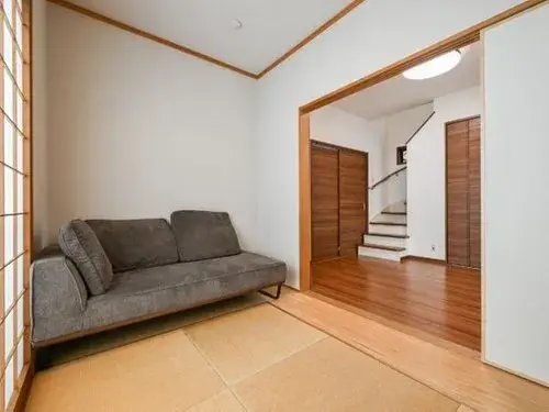 Propiedad de 5 dormitorios, sala, comedor y cocina Ciudad de Takarazuka Prefectura de Hyogo (8)